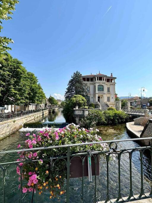 Lou Paseo : Appartement Brocante Centre Historique LʼIsle-sur-la-Sorgue Exterior foto